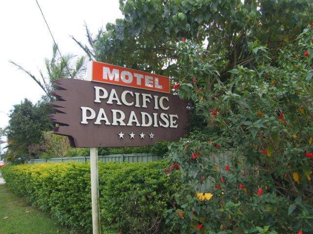 Pacific Paradise Airport Motel Екстер'єр фото